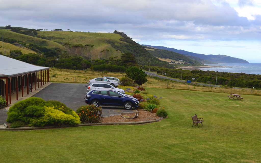 Skenes Creek Lodge Motel & Licensed Restaurant, Great Ocean Road accommodation at Apollo Bay
