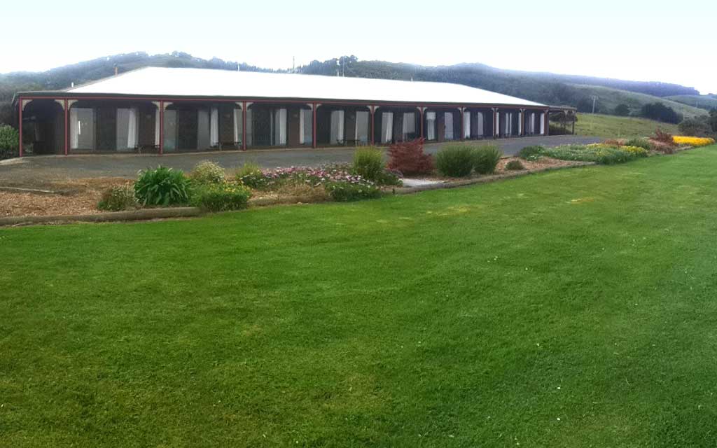 Skenes Creek Lodge Motel & Licensed Restaurant, Great Ocean Road accommodation at Apollo Bay
