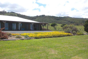 Skenes Creek Lodge Motel & Licensed Restaurant, Great Ocean Road accommodation at Apollo Bay